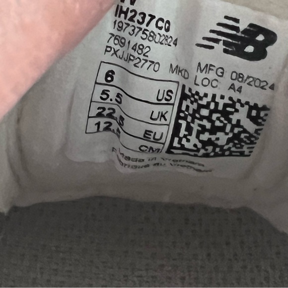 New Balance Toddler 237 Sneakers | Size 6T| - Picture 13 of 13